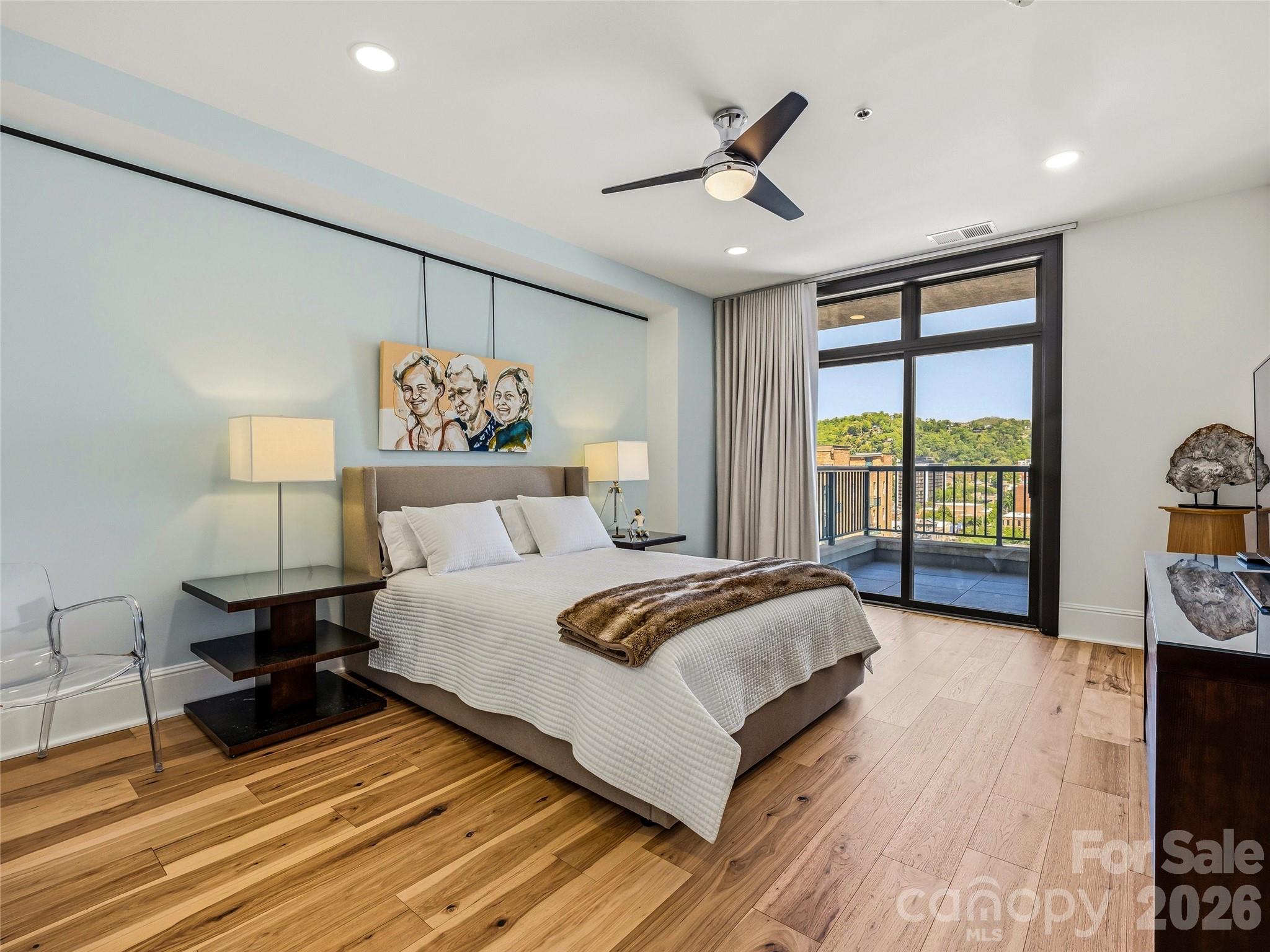 21 Battery Park - Residential
