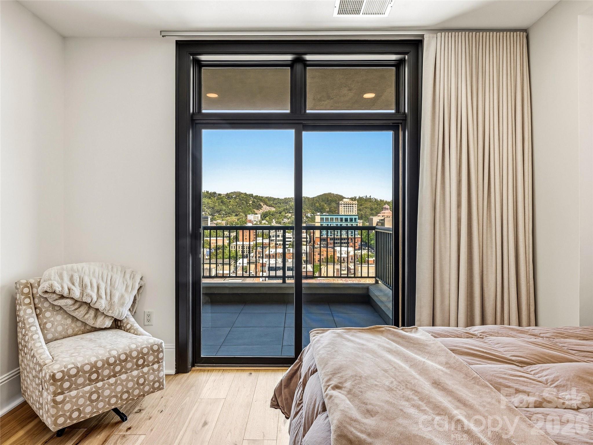21 Battery Park - Residential