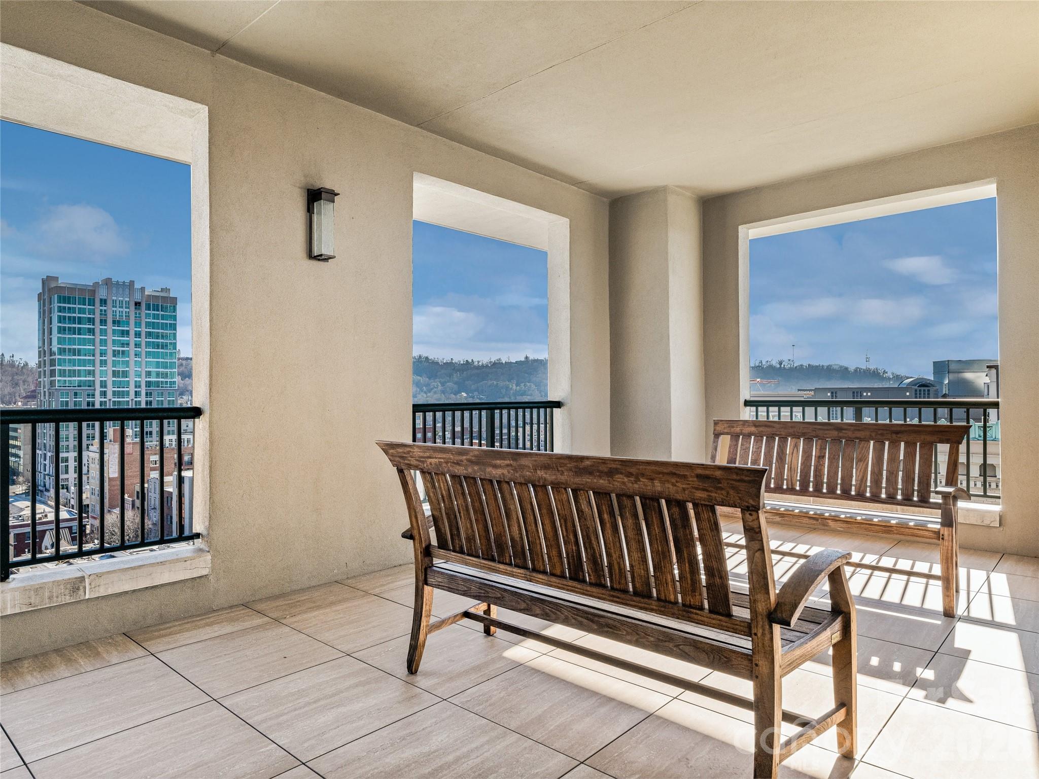 21 Battery Park - Residential