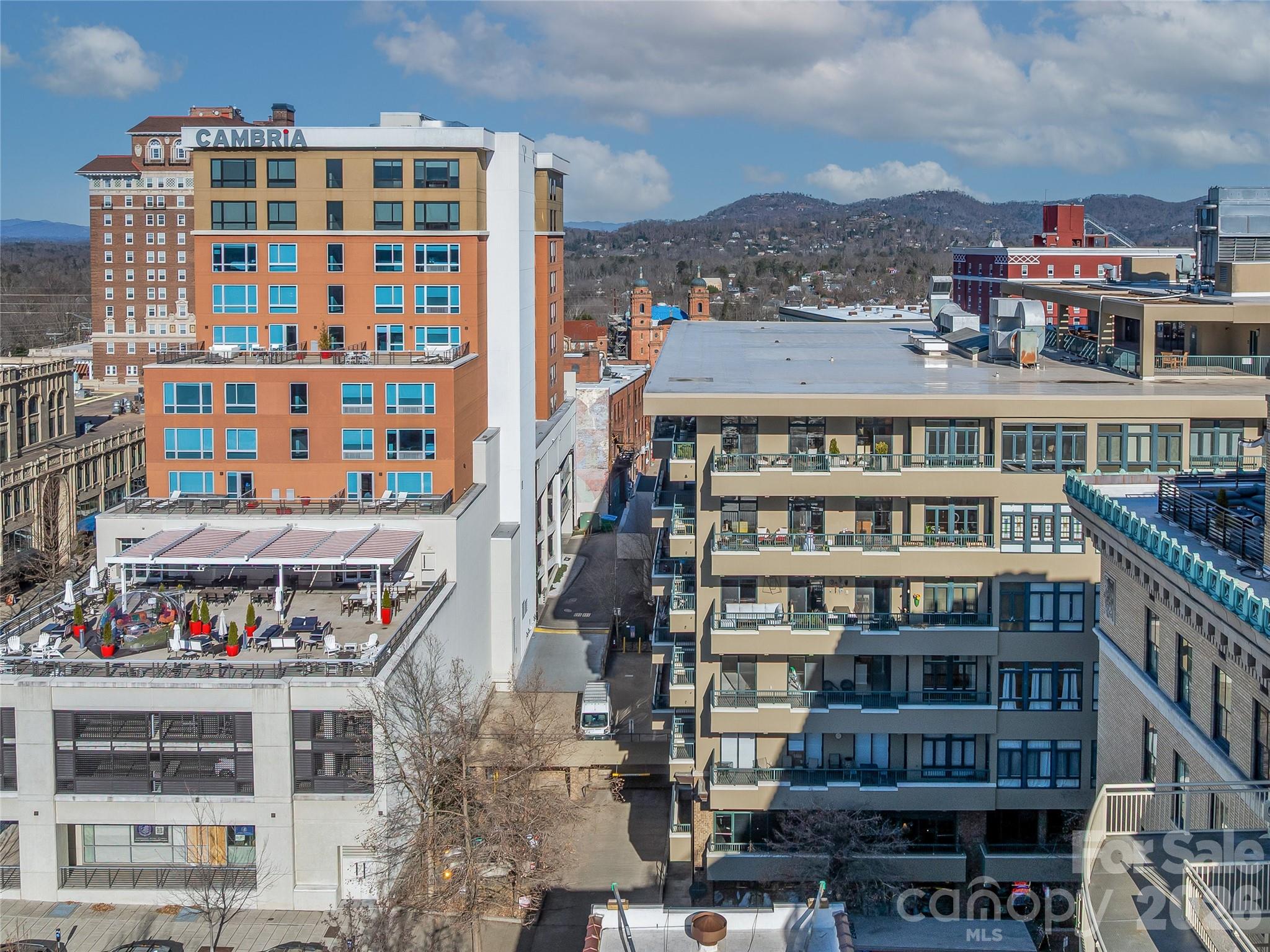 21 Battery Park - Residential
