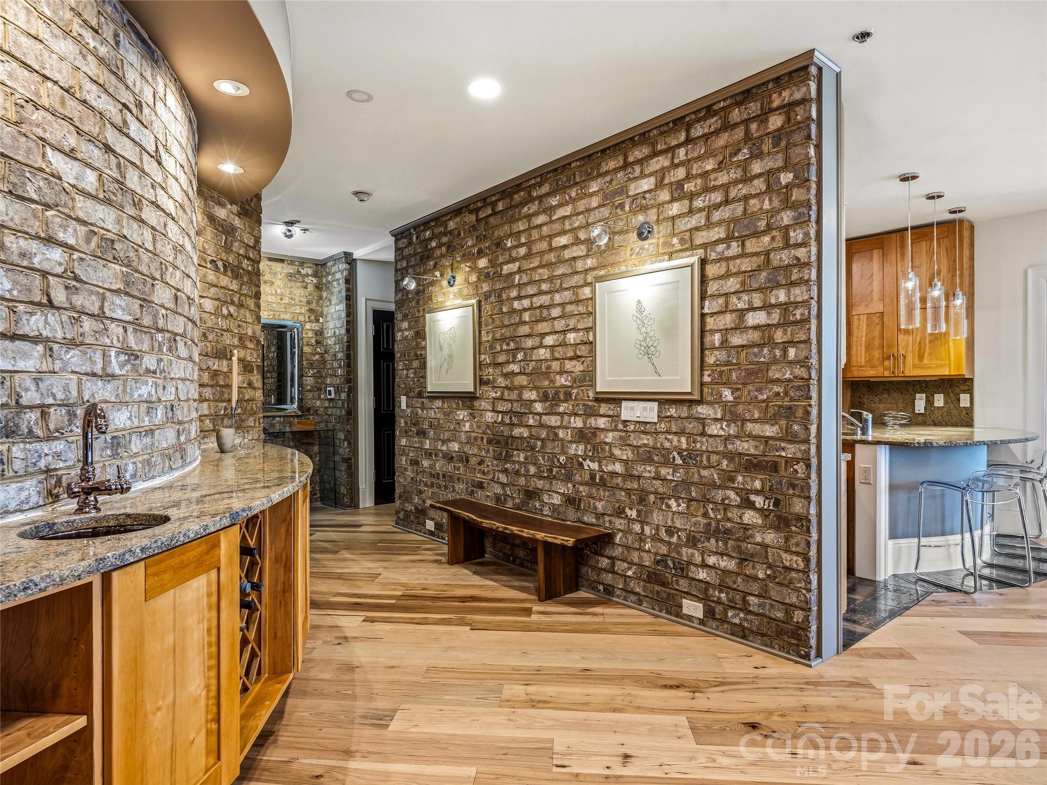 21 Battery Park - Residential