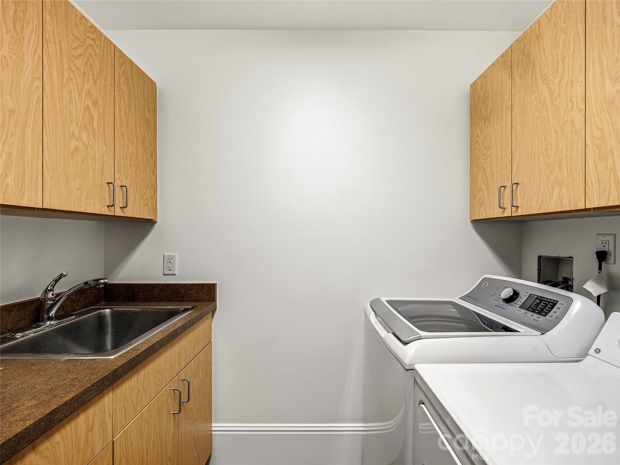 21 Battery Park - Residential