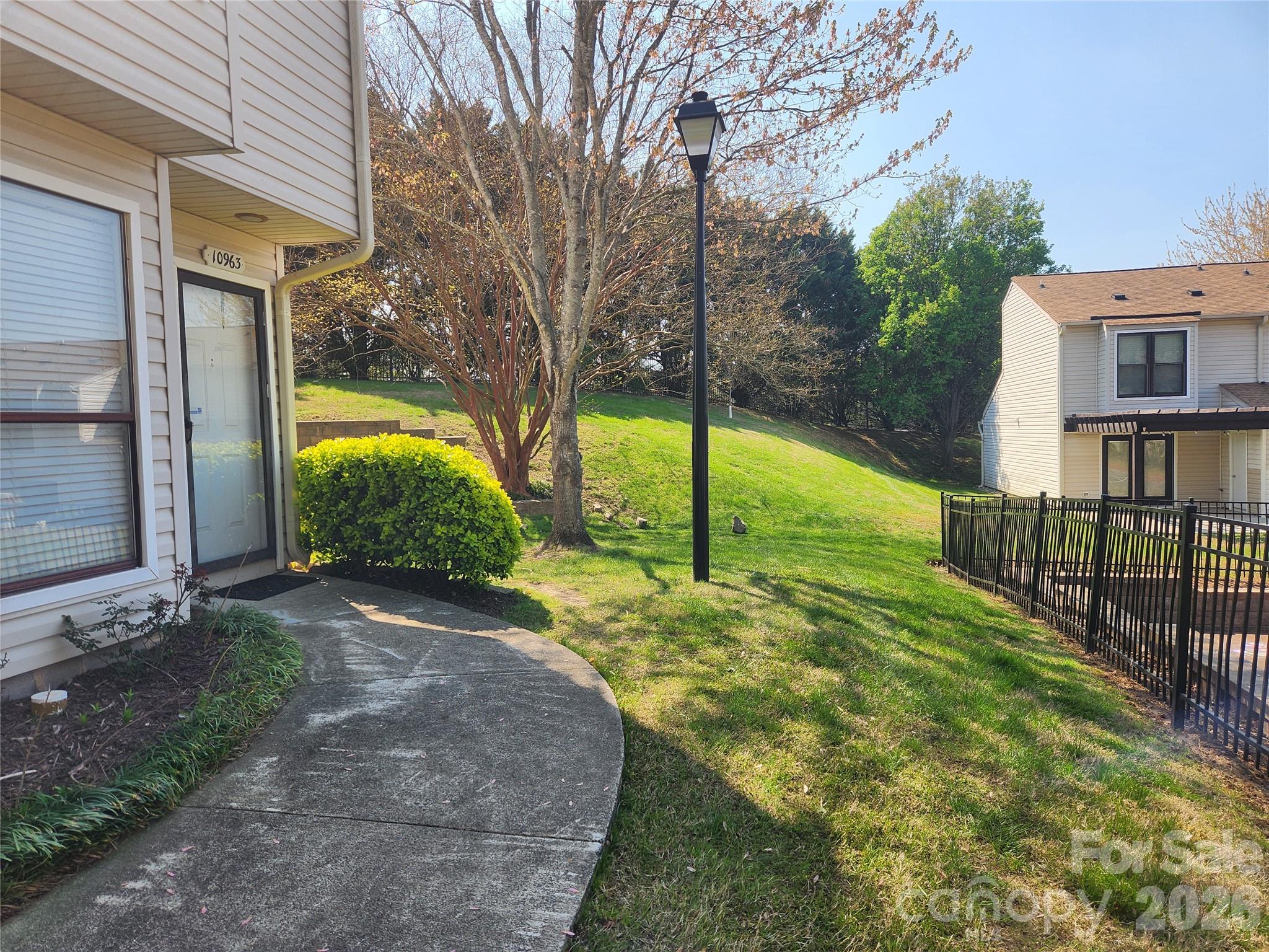 Carmel Crossing - Residential