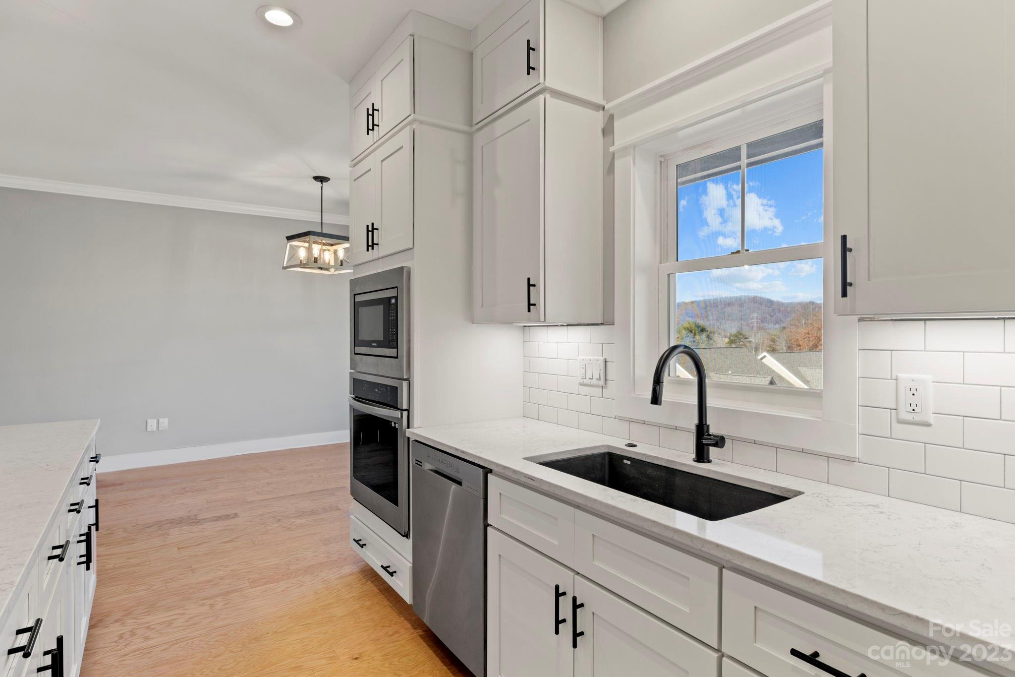 Ellis Place - Residential