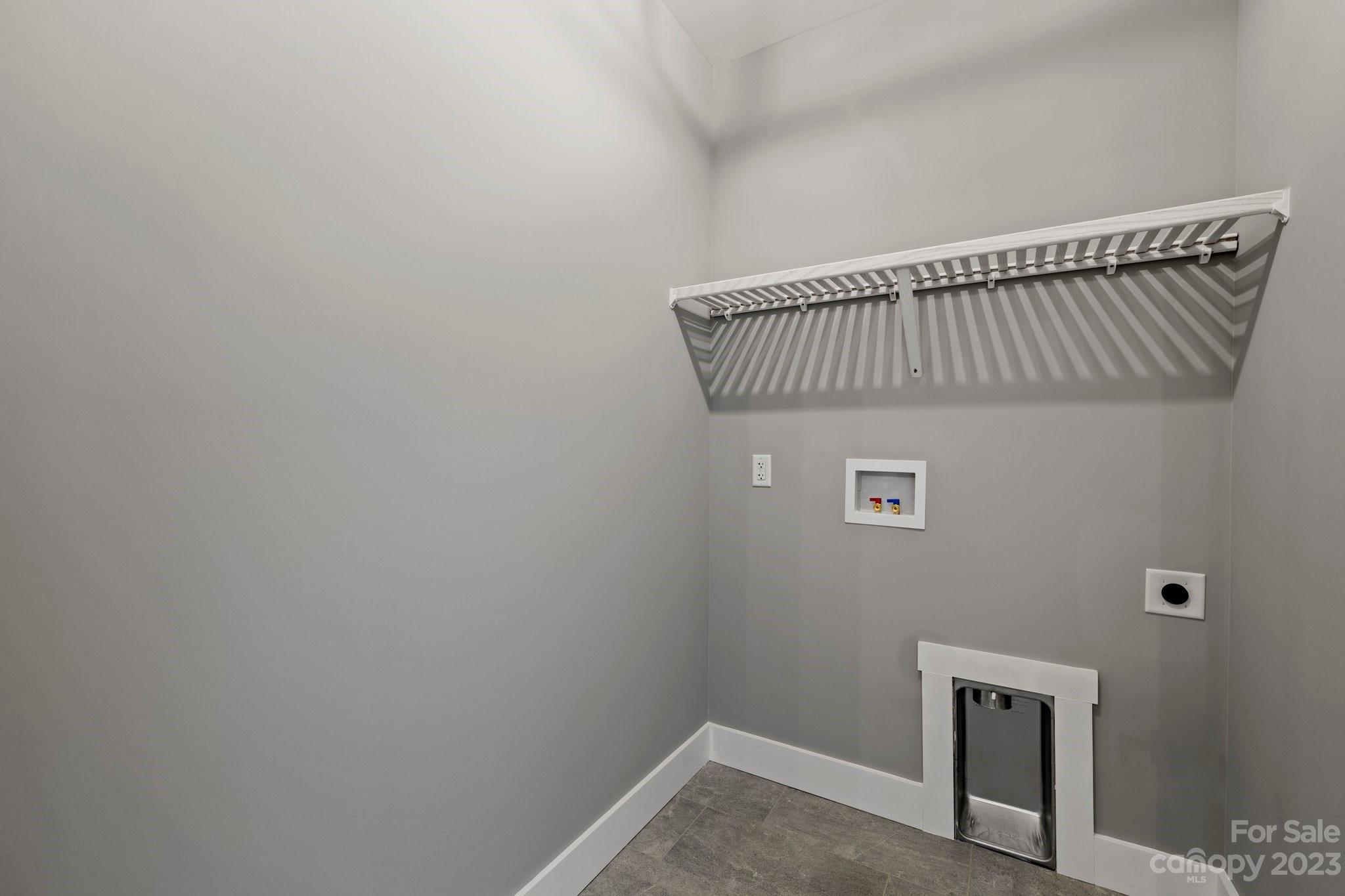 Ellis Place - Residential