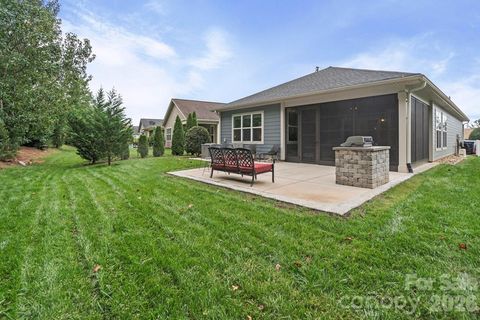 Photo of 188 Flat Rock Drive, Denver, NC 28037 (MLS # 4310192)