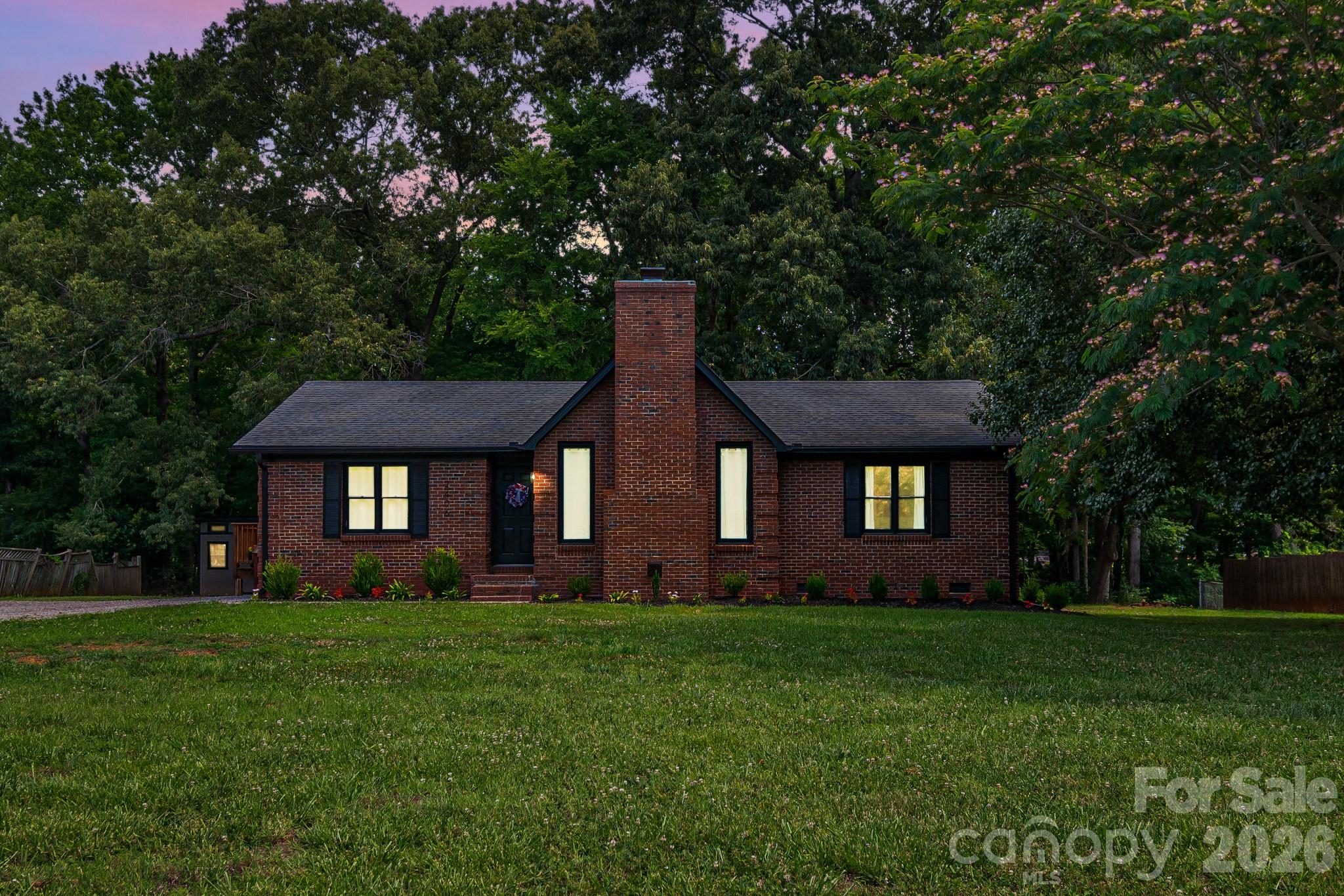 2406 Bearskin Lane