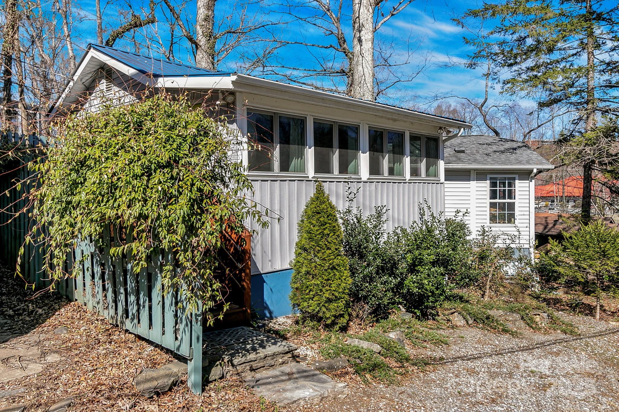 24 Rhododendron Drive