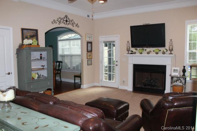 Stoneridge Lakes - Residential