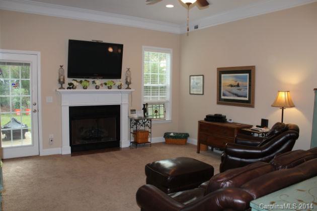 Stoneridge Lakes - Residential