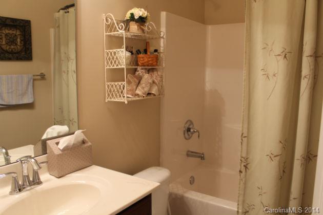 Stoneridge Lakes - Residential