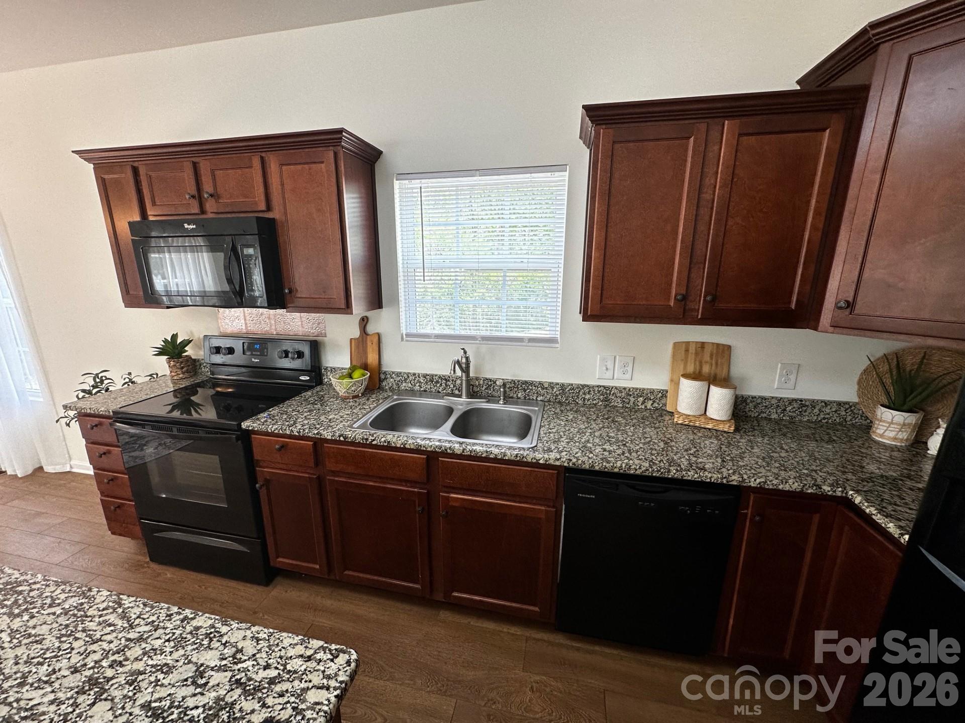 High Ridge - Residential