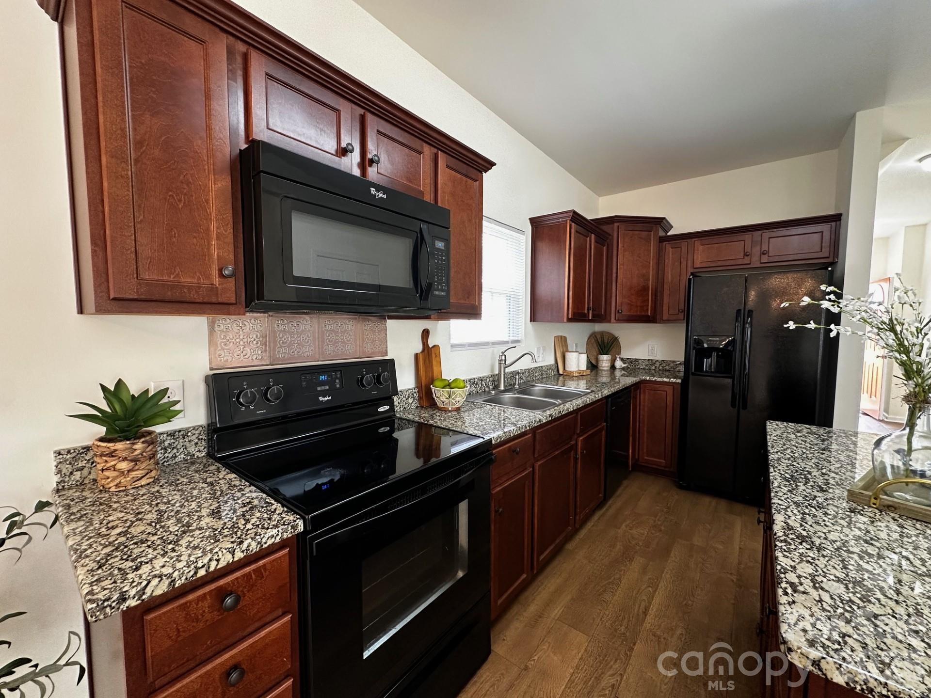 High Ridge - Residential