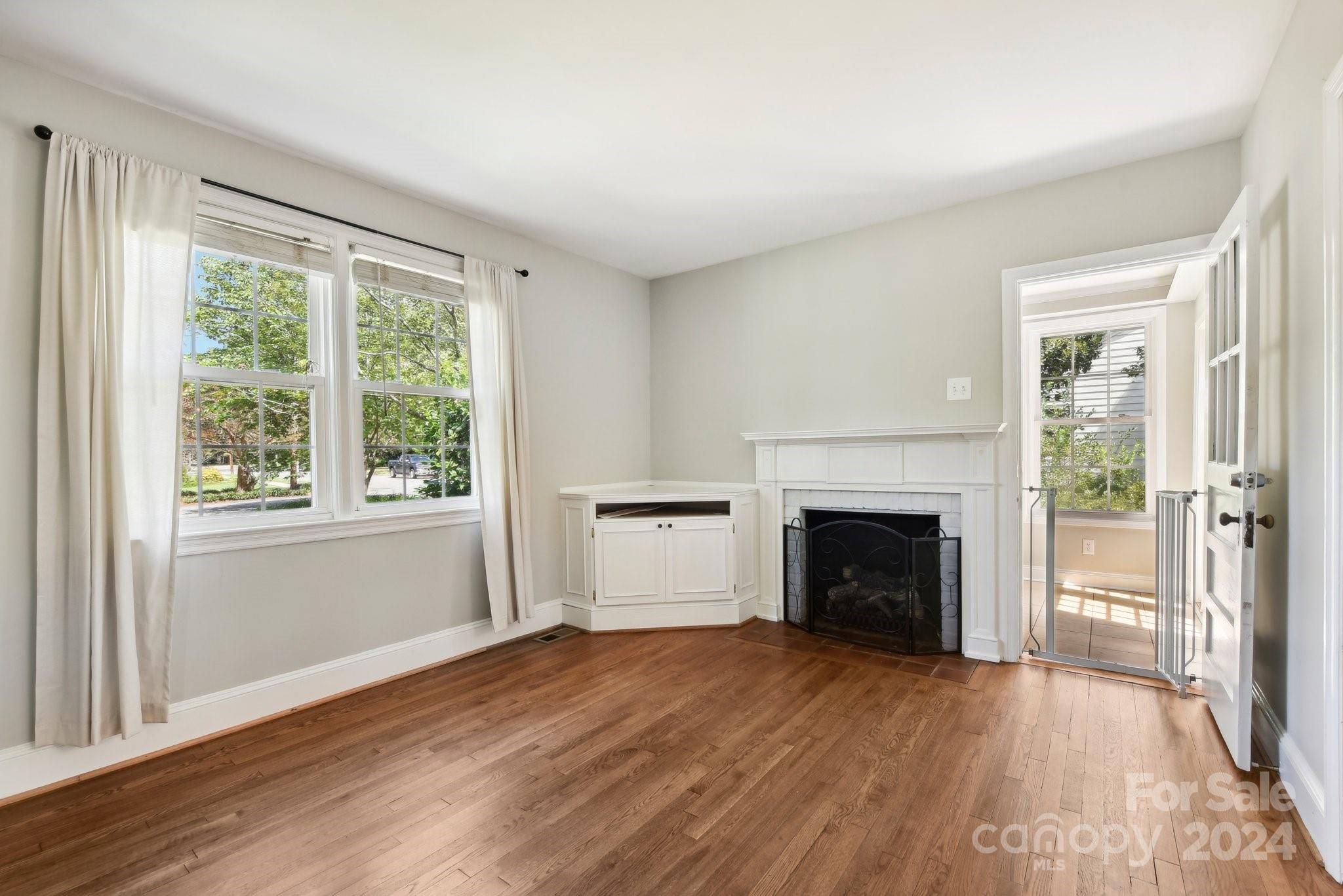 Seventeen Acres - Residential