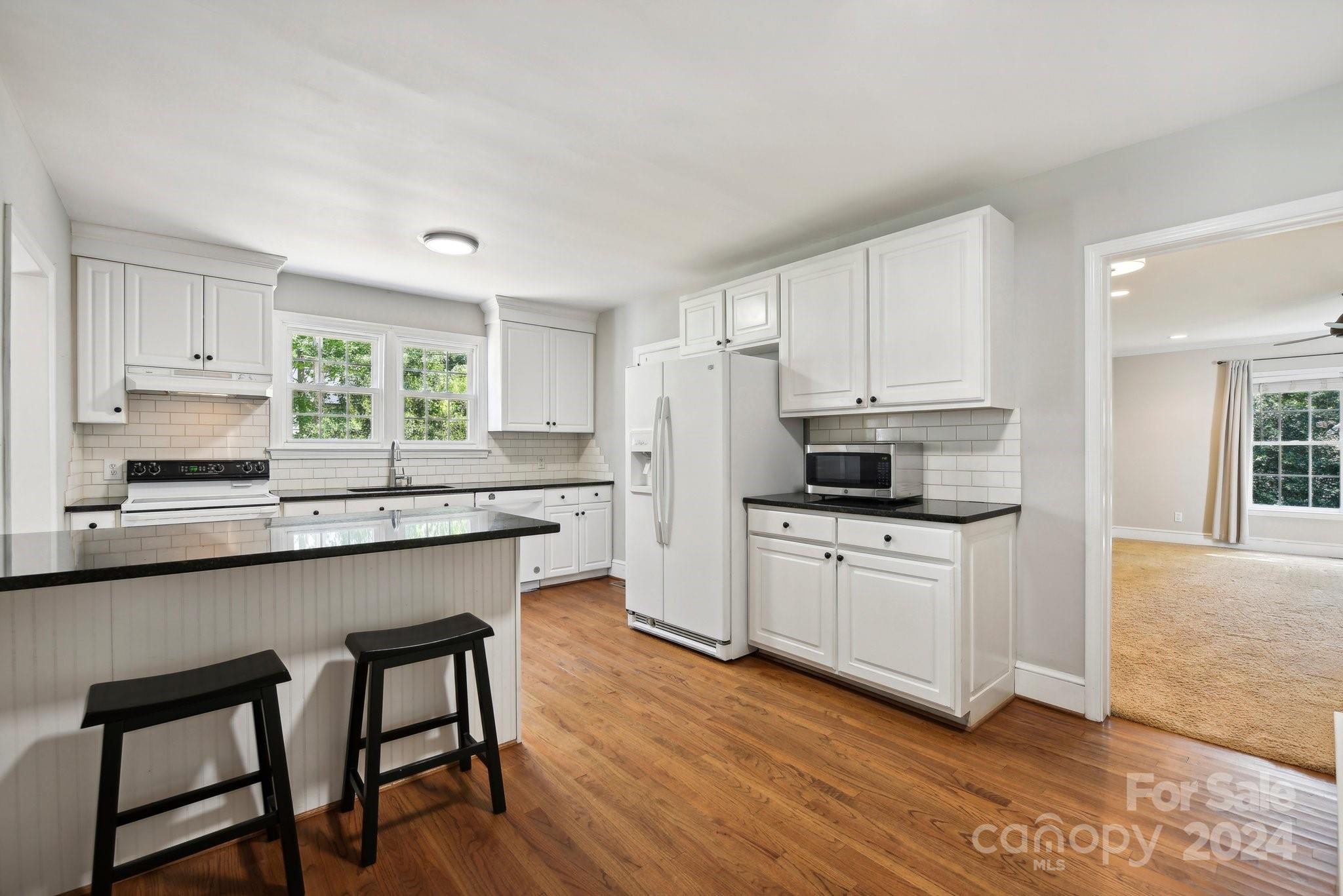 Seventeen Acres - Residential