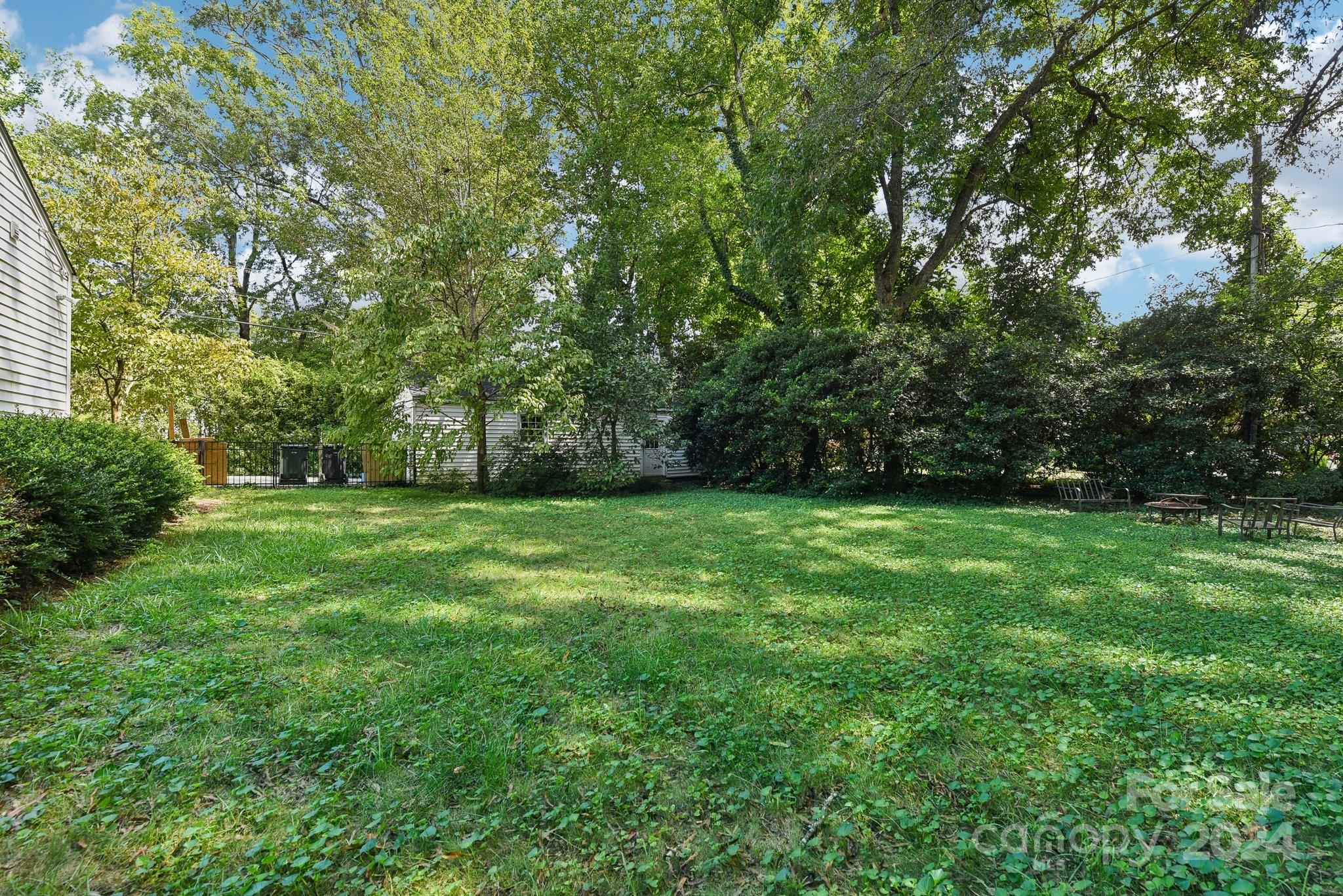Seventeen Acres - Residential