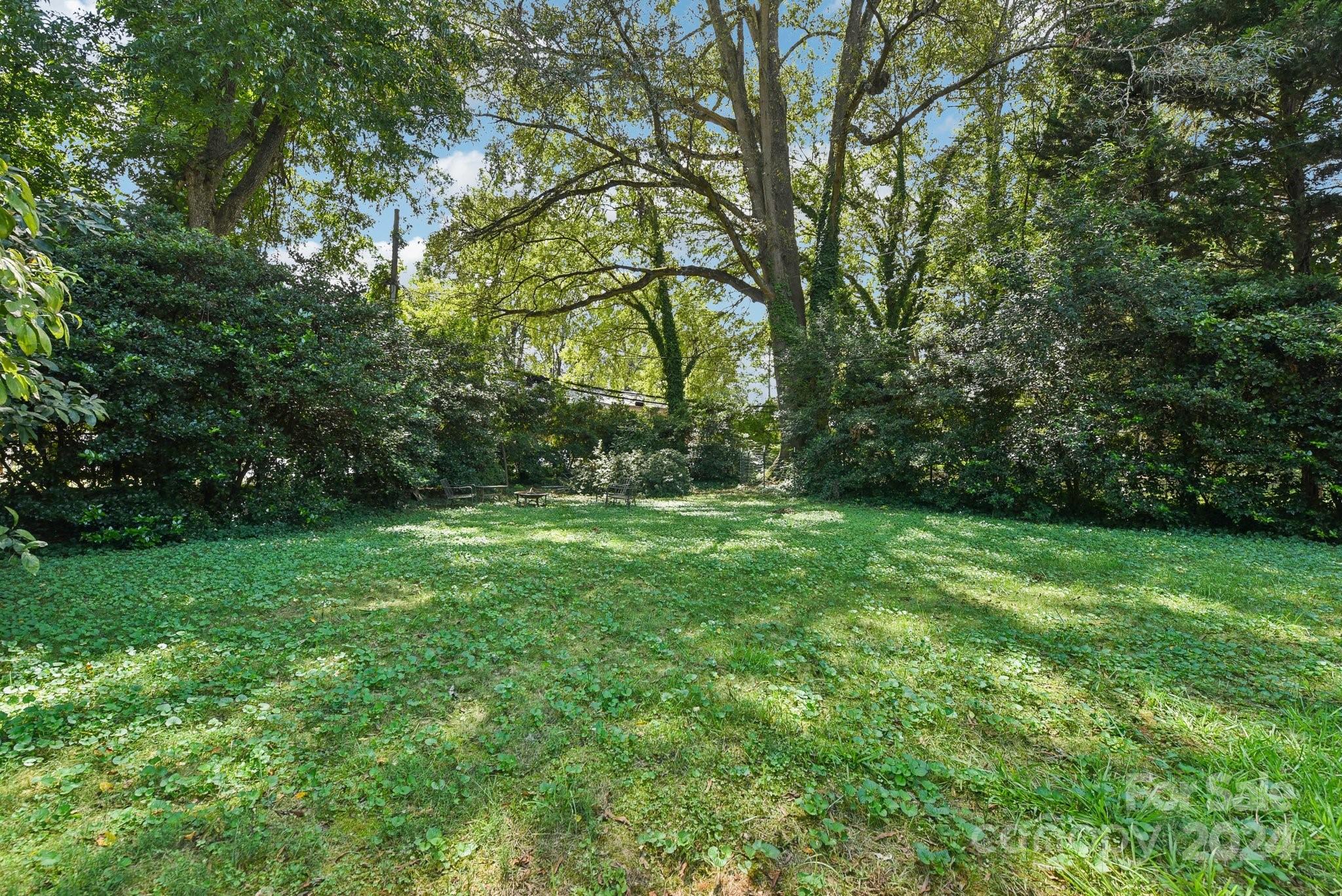 Seventeen Acres - Residential