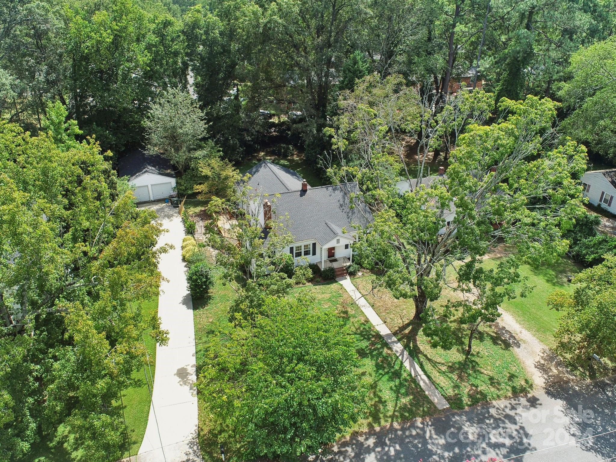 Seventeen Acres - Residential