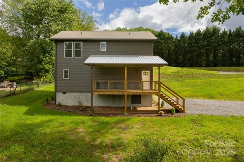 70 Lennon Leigh Lane Waynesville NC 28786