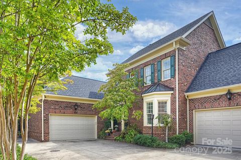 1127 S Kings Drive Charlotte NC 28207