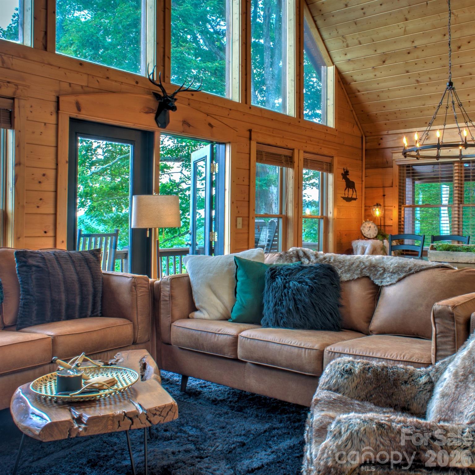 181 Scenic Wolf Drive