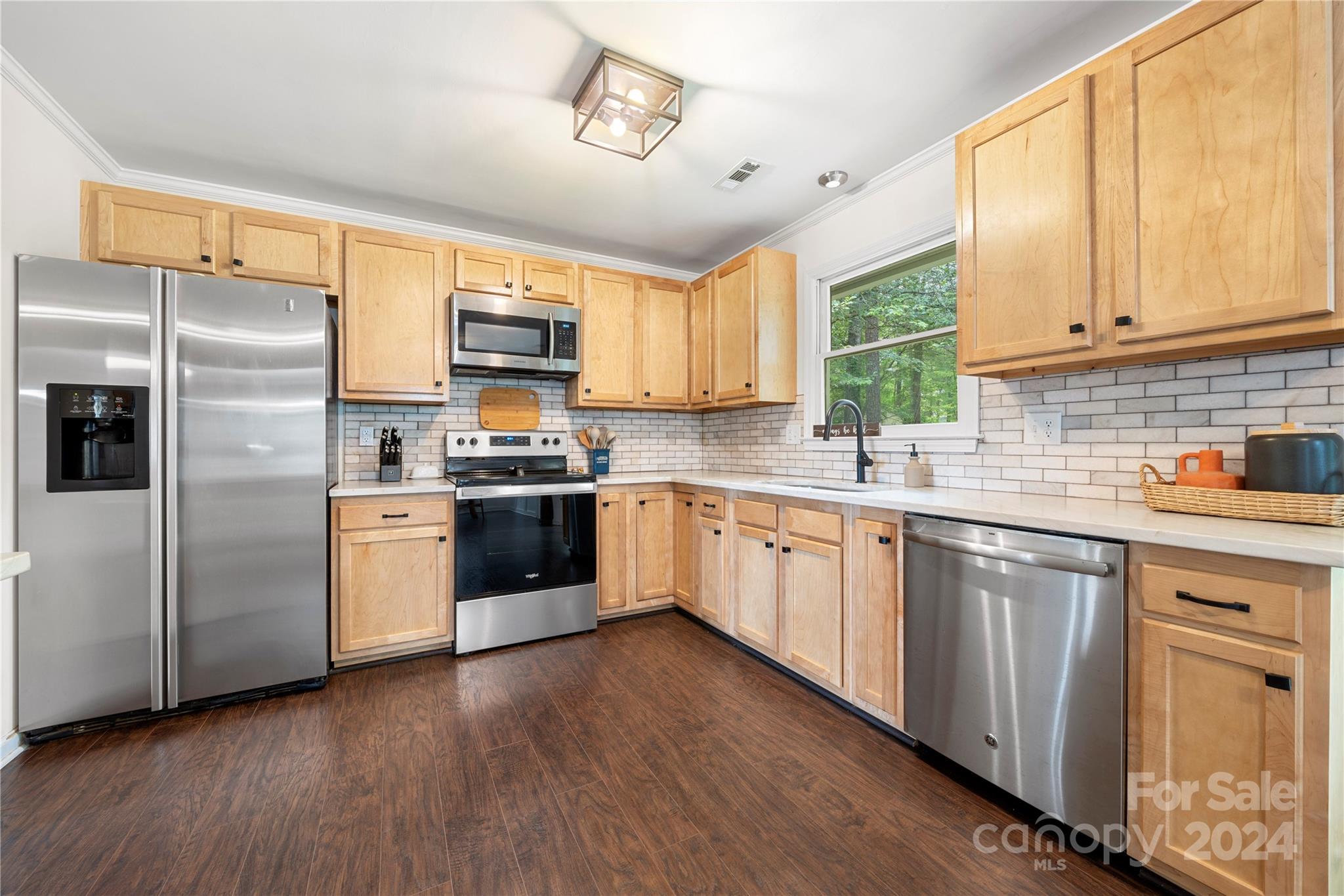 Friendfield - Residential