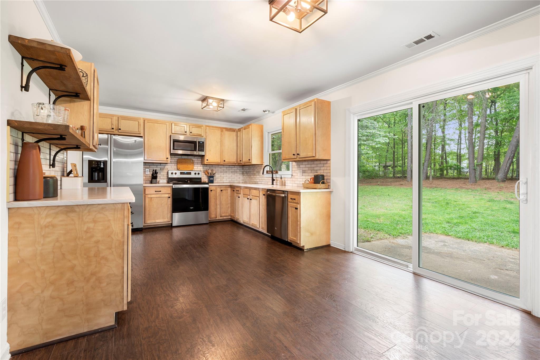 Friendfield - Residential