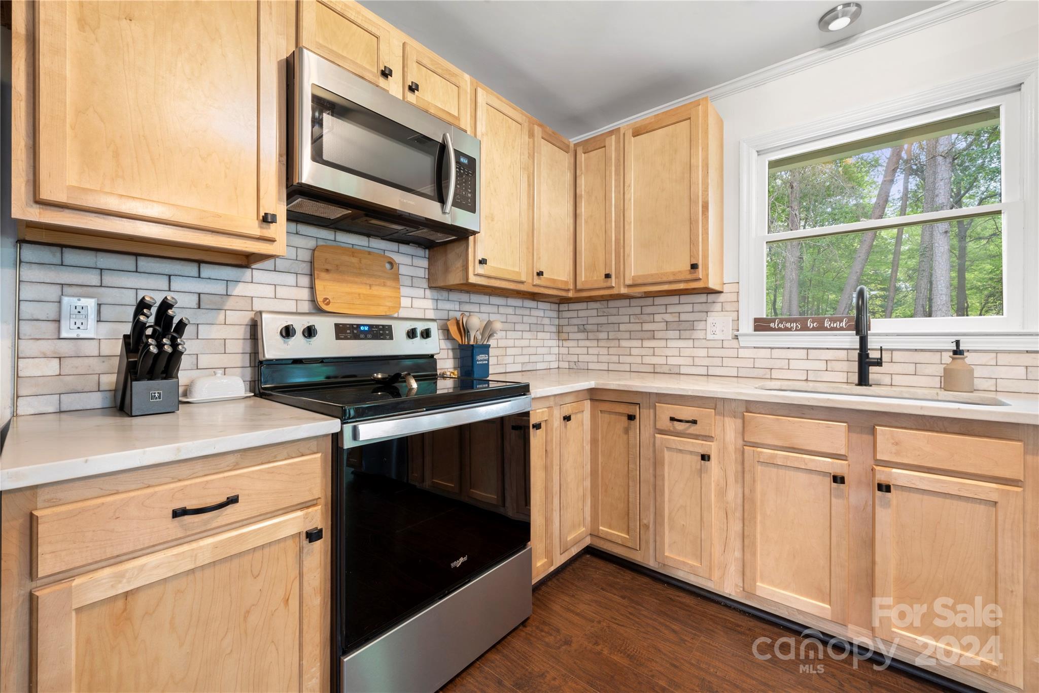 Friendfield - Residential