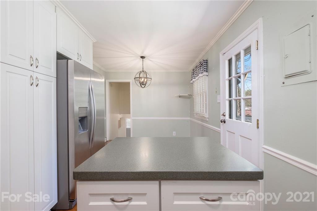 Royal Manor - Residential