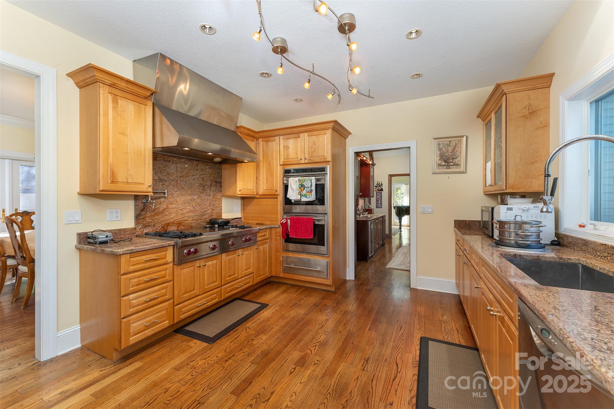 Rumbling Bald on Lake Lure - Residential