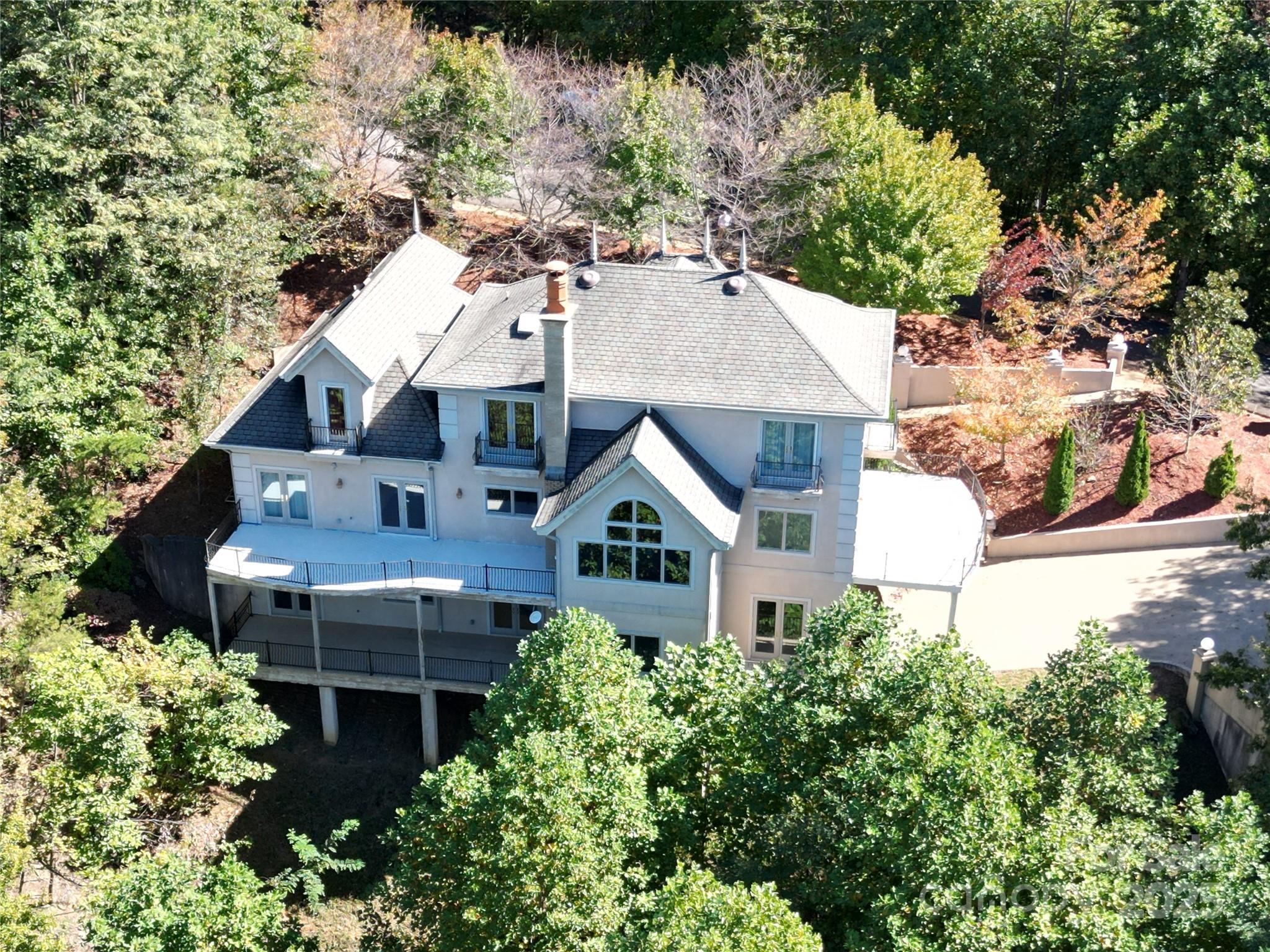 Rumbling Bald on Lake Lure - Residential