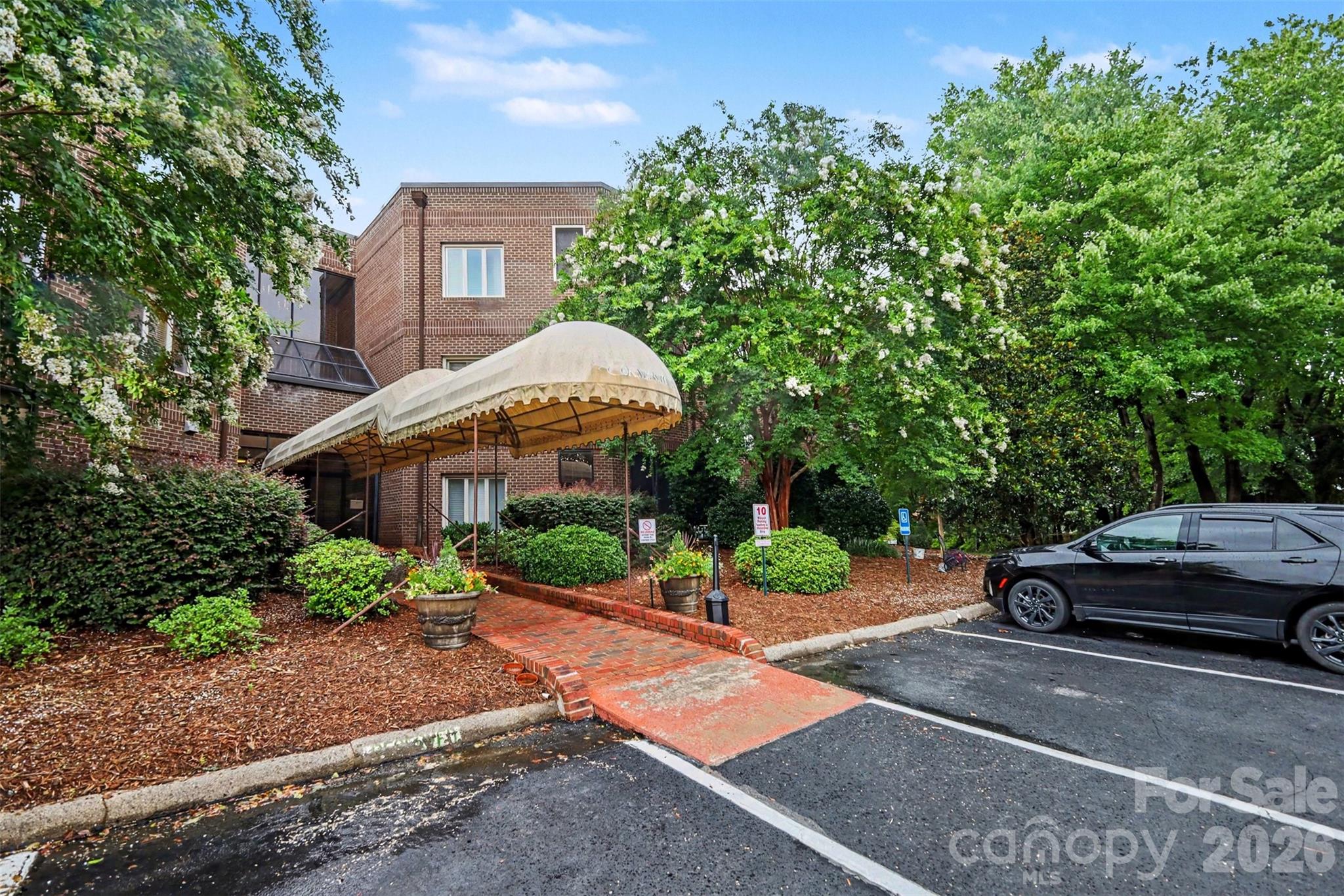 84 Lake Concord Road NE M