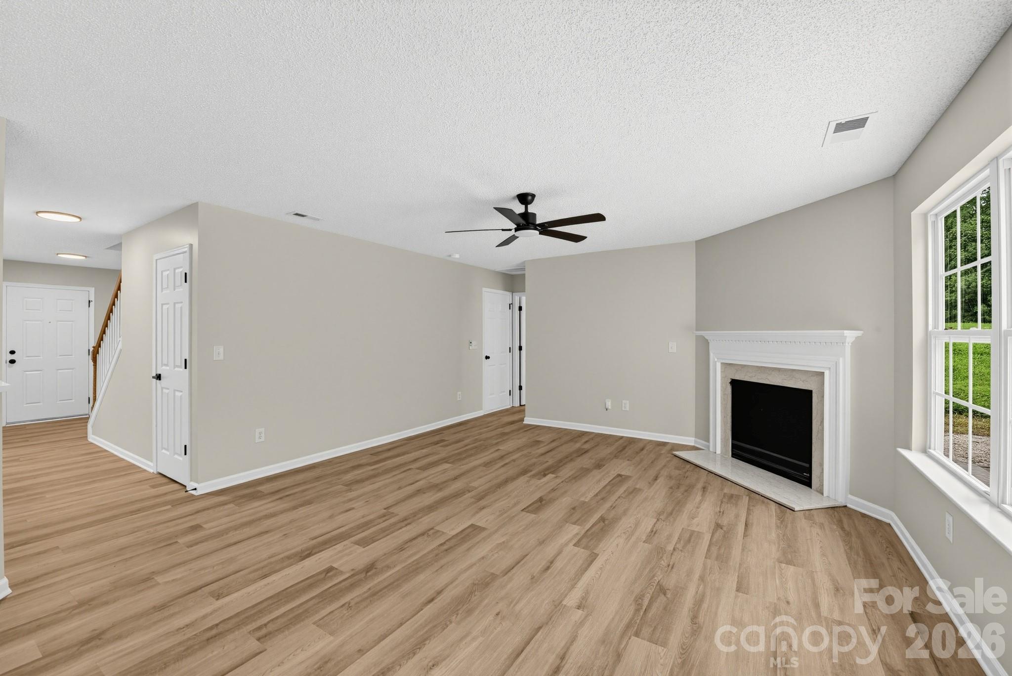 1034 Chalk Hill Lane