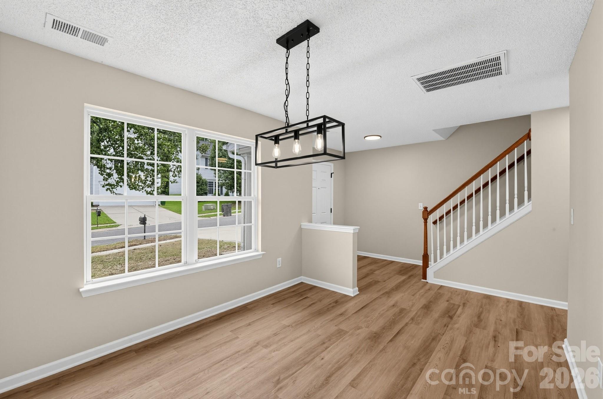 1034 Chalk Hill Lane