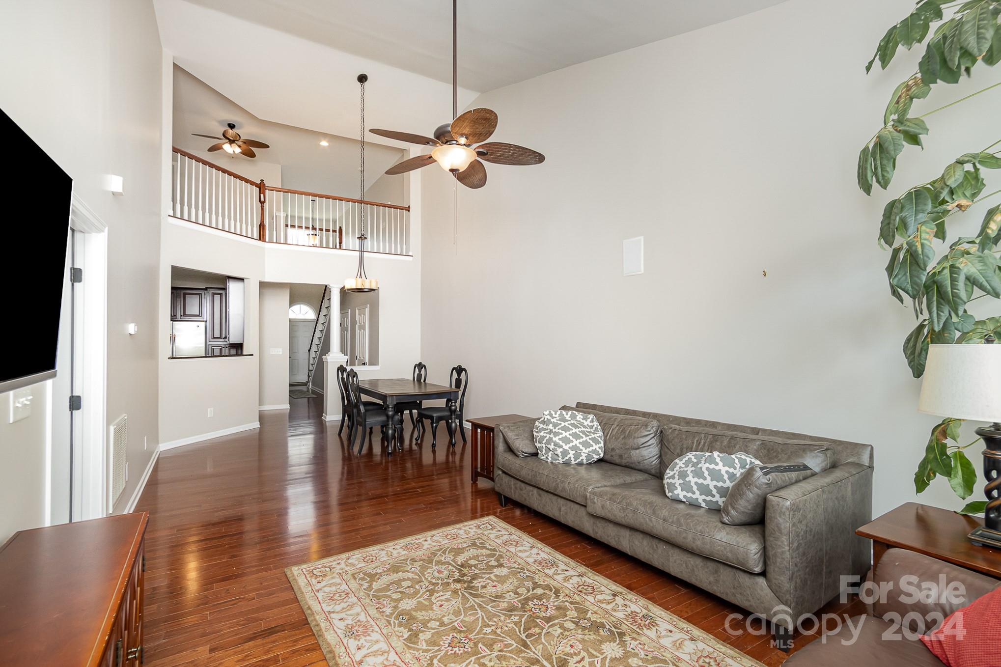 Lake Shore On Lake Wylie - Residential