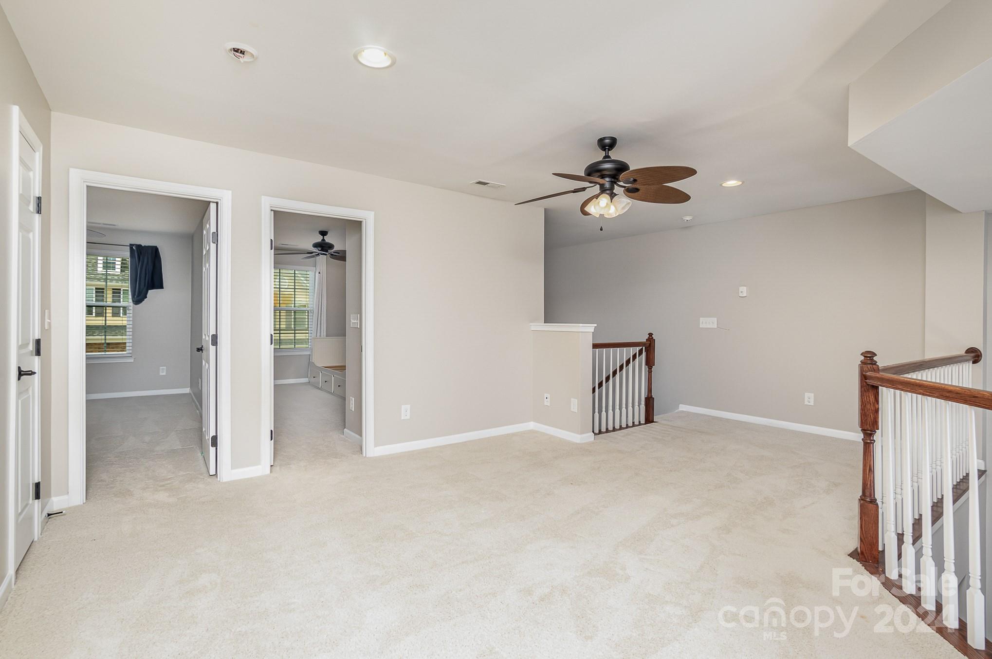 Lake Shore On Lake Wylie - Residential