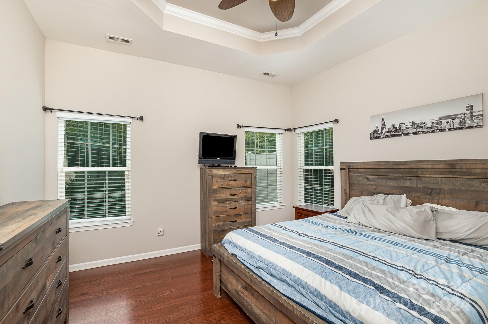 Lake Shore On Lake Wylie - Residential