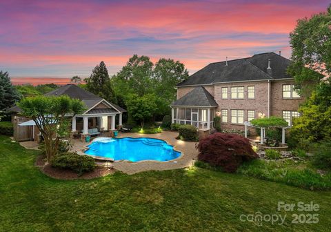2304 Thunder Gulch Court Waxhaw NC 28173
