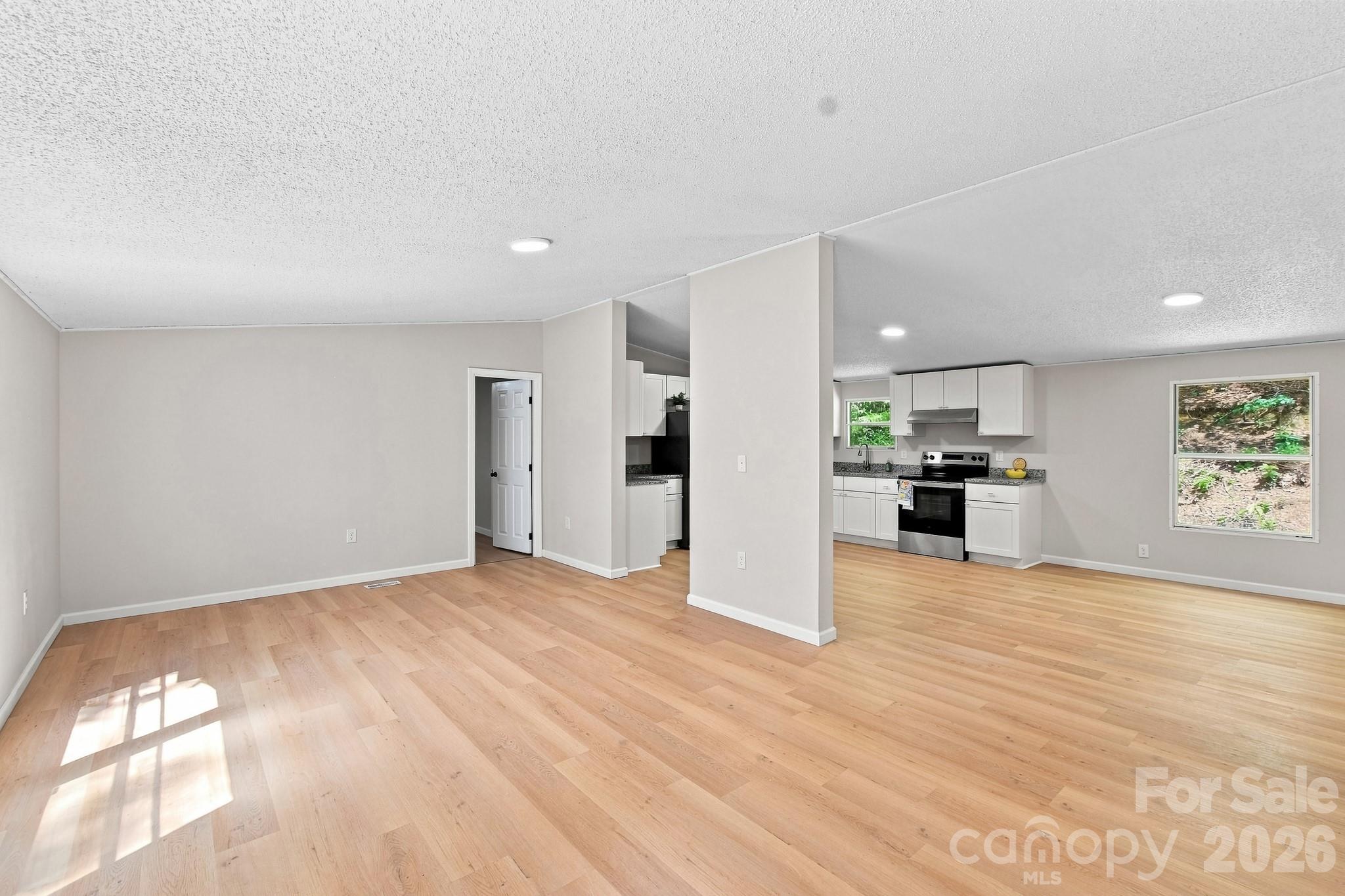 190 Pinewood Knoll Drive