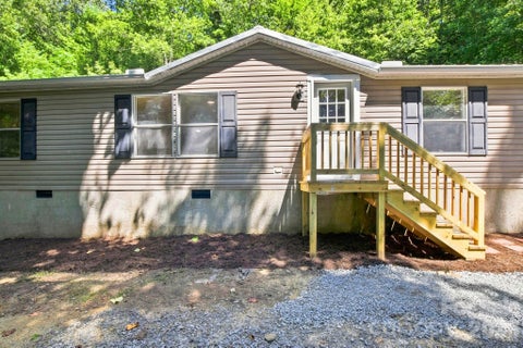 Photo of 190 Pinewood Knoll Drive, Hendersonville, NC 28739 (MLS # 4420256)