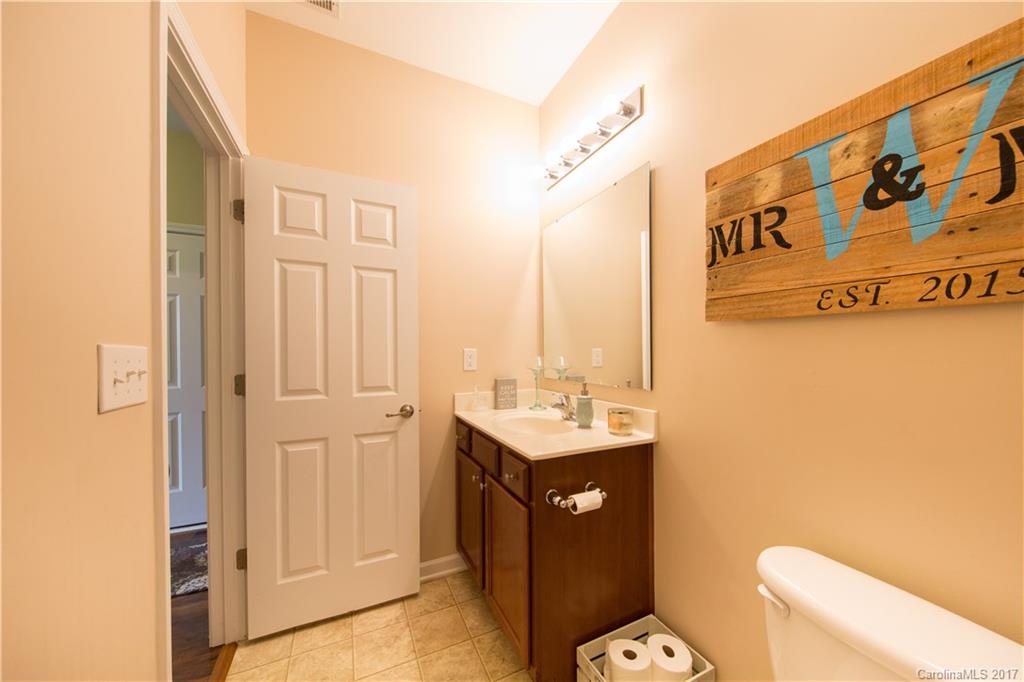 Newport Lakes - Residential