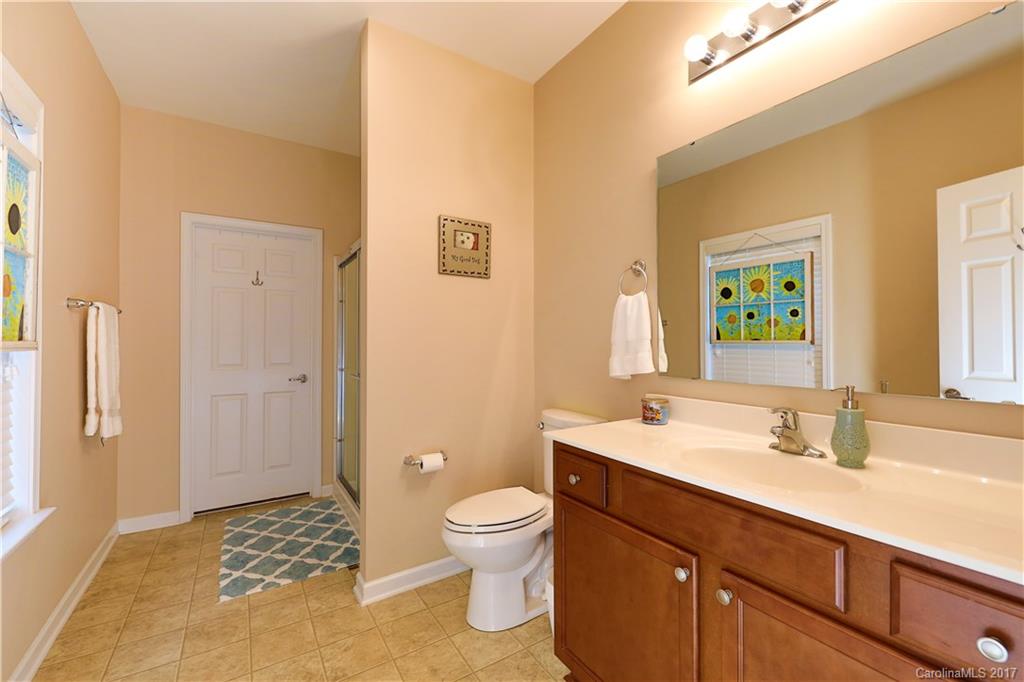 Newport Lakes - Residential