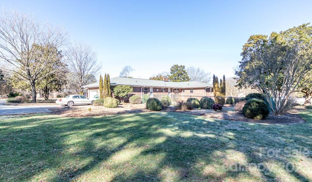 Robinson Heights - Residential