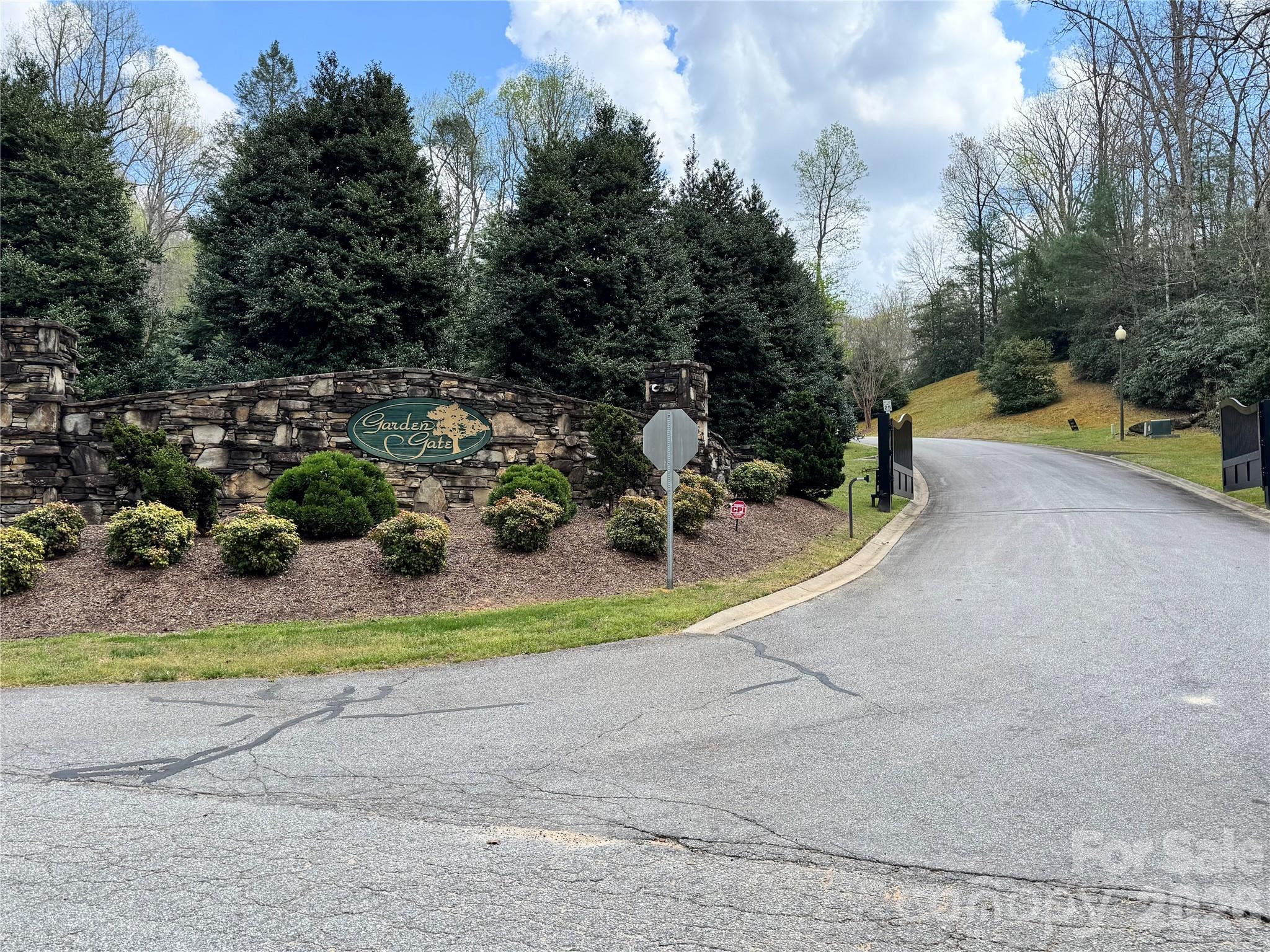 101 Autumn Leaves Way