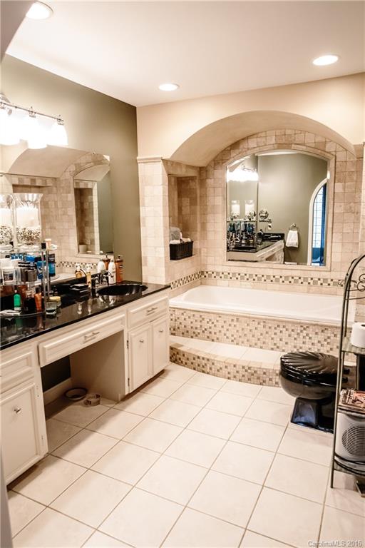 Cedar Knoll - Residential