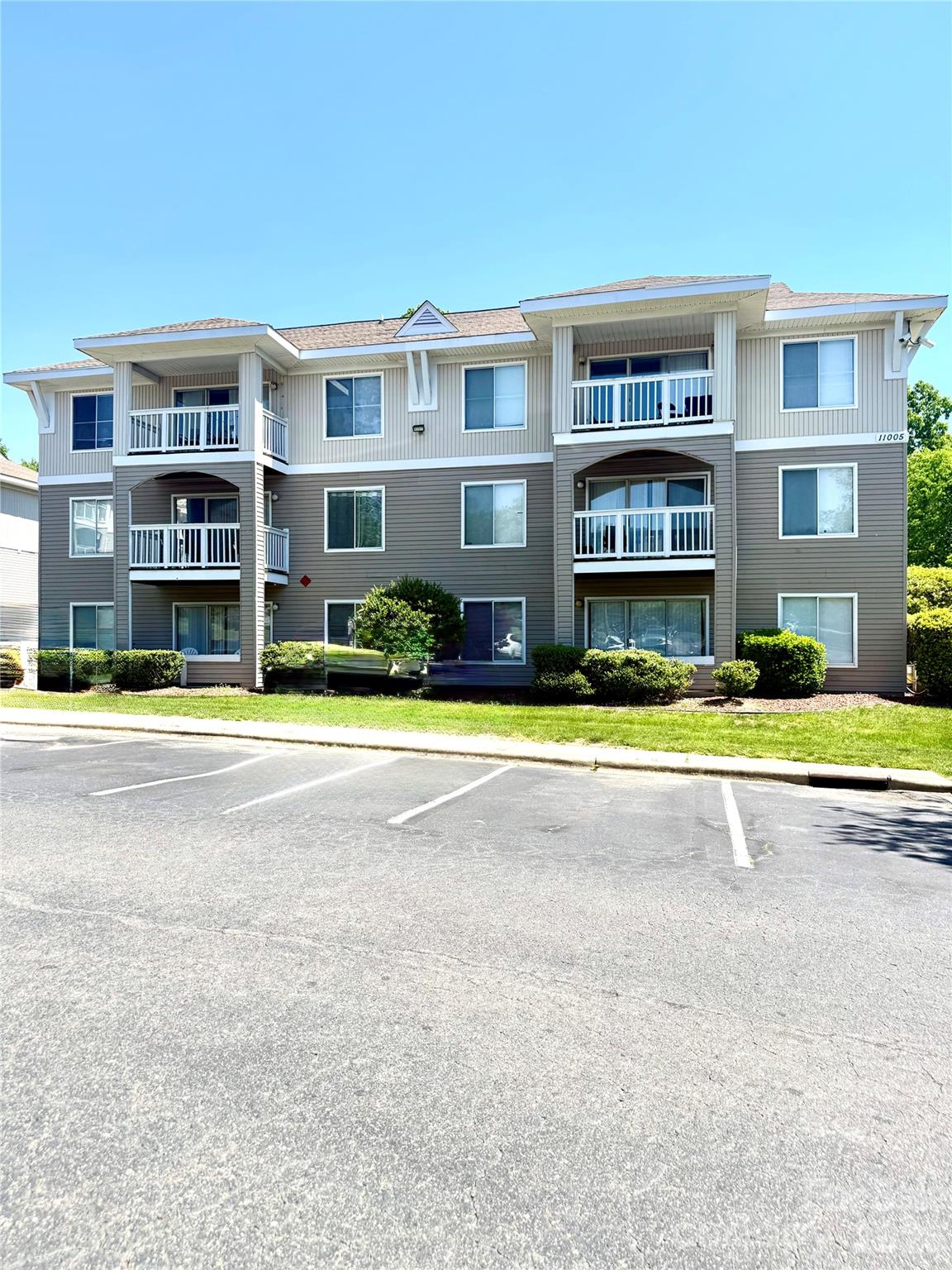 University Terrace North - Residential