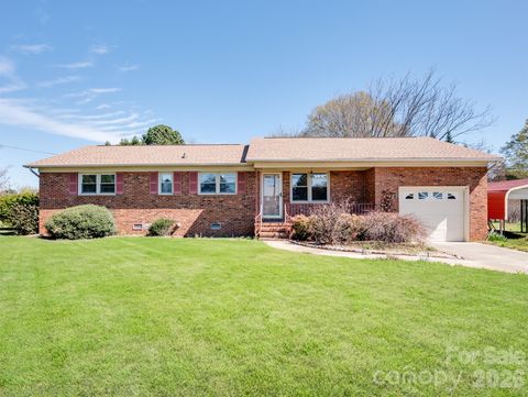 400 Pitts School Road NW Concord NC 28027