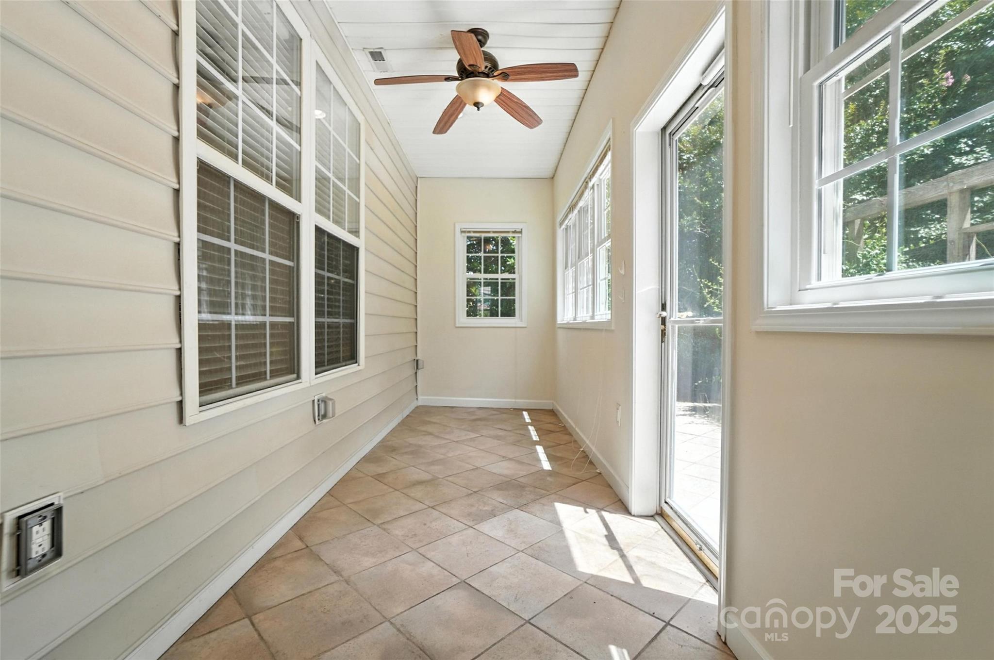 Four Seasons At Gold Hill - Residential