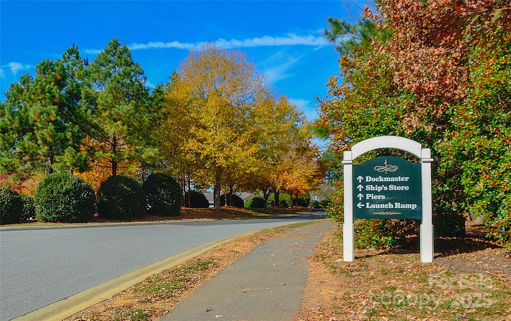 Uwharrie Point - Land