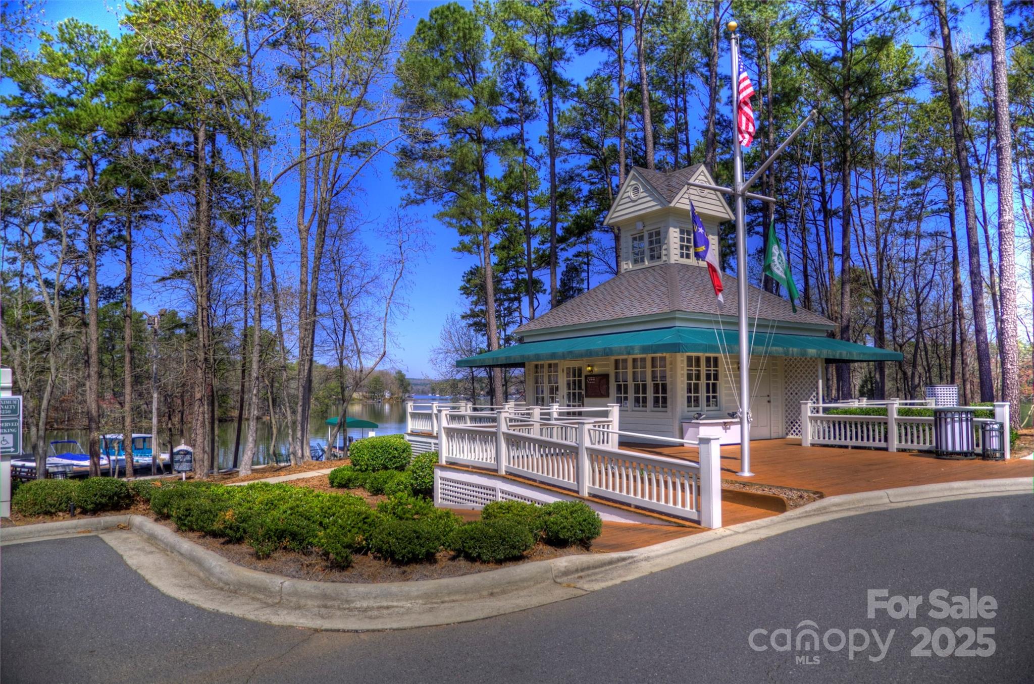 Uwharrie Point - Land